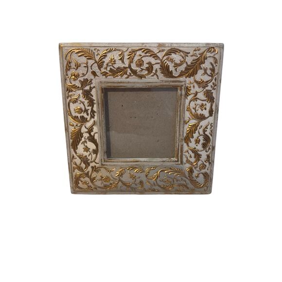 Italian victorian floral ornate standing picture frame. 3X3 photo glass? Resin? - Picture 2 of 8